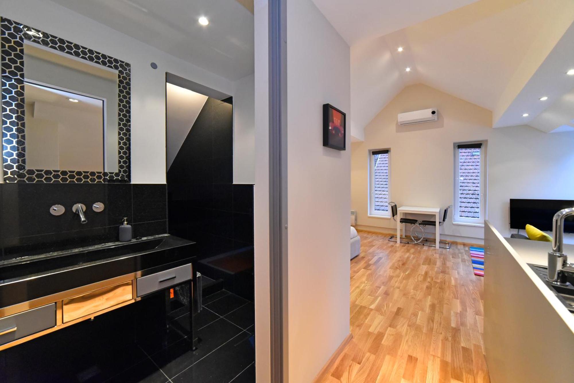 Studio In - Top Center Загреб Екстериор снимка